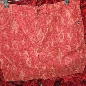 Supplies Women's Vibrant Red Patterned Skort Size 12